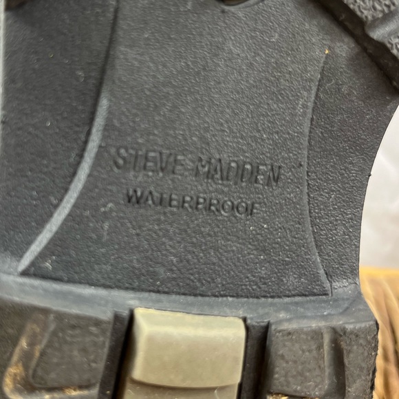 Steve Madden Judyy Chelsea Boot Leather Waterproof Sz 6 - Picture 9 of 10